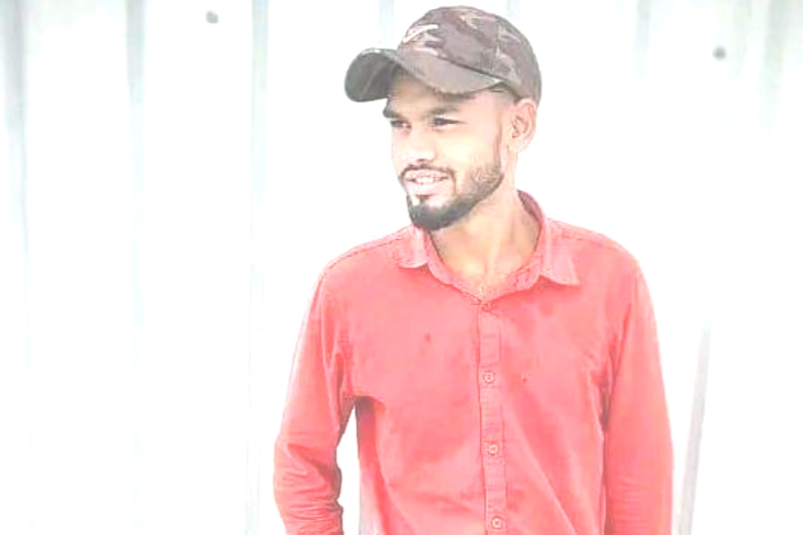 কুমিল্লার শহরতলীতে গোবিন্দপুরে ছুরিকাঘাতে যুবক খুন