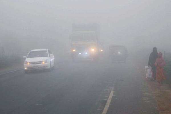 কুমিল্লায় ঘনকুয়াশা দৃষ্টিসীমার শূন্য মিটারে নেমে আসবে