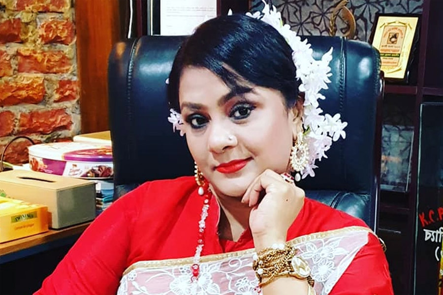 সরকারবিরোধী কার্যকলাপ-পরিকল্পনায় লিপ্ত ছিলেন হেলেনা