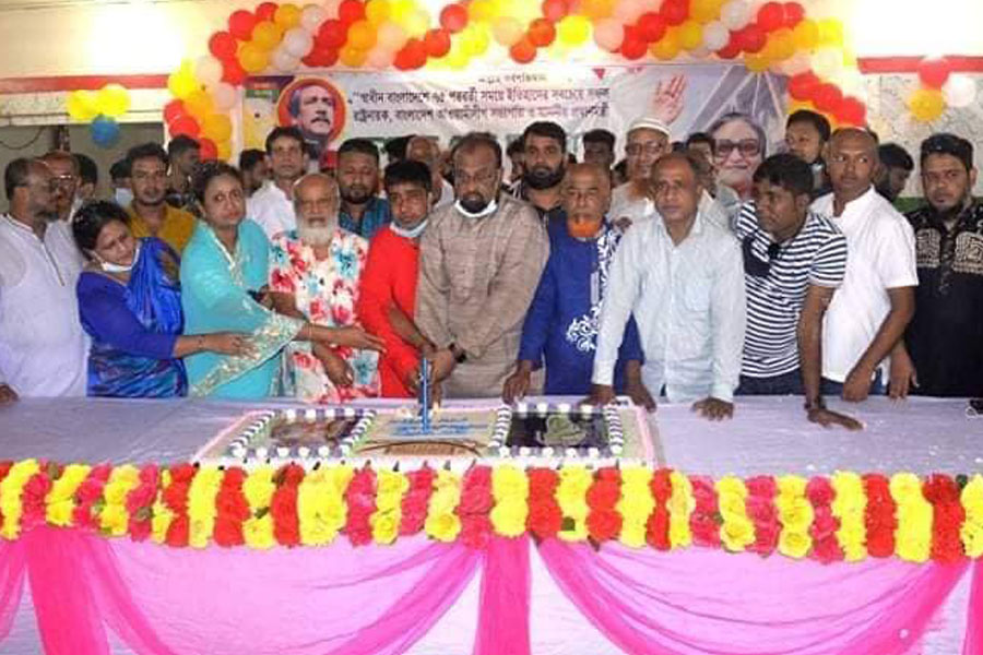 প্রধানমন্ত্রীর জন্মদিন উপলক্ষে সাংসদ সীমার উদ্যোগে আলোচনা সভা ও দোয়া মাহফিল