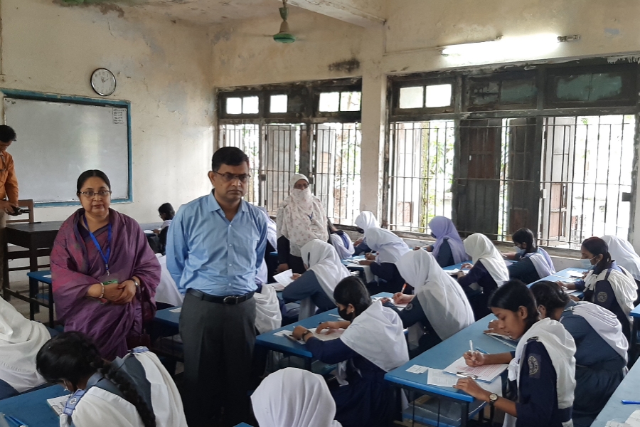 এসএসসির প্রথম দিনে কুমিল্লা বোর্ডে অনুপস্থিত আড়াই হাজারের বেশি পরীক্ষার্থী 