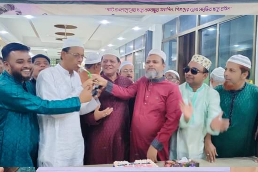 বঙ্গবন্ধু শেখ মুজিবুর রহমানের জন্মদিনে কুমিল্লা মহানগর শ্রমিক লীগের দোয়া ও মিলাদ মাহফিল