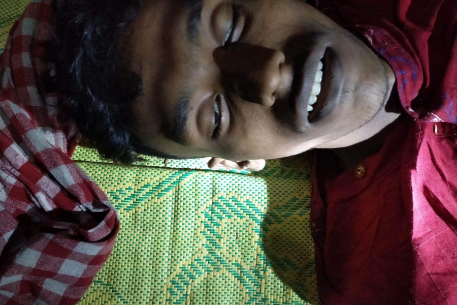 শরীরে ধাক্কা লাগায় ছুরিকাঘাতে যুবক খুন