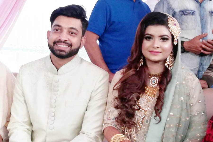 যে কারণে শবনম ফারিয়া-অপুর সংসারে বিচ্ছেদ