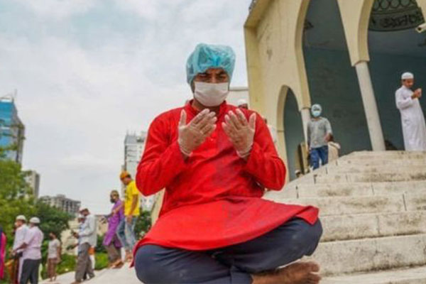 সৌদি আরবে ঈদ বৃহস্পতিবার, বাংলাদেশে শুক্রবার