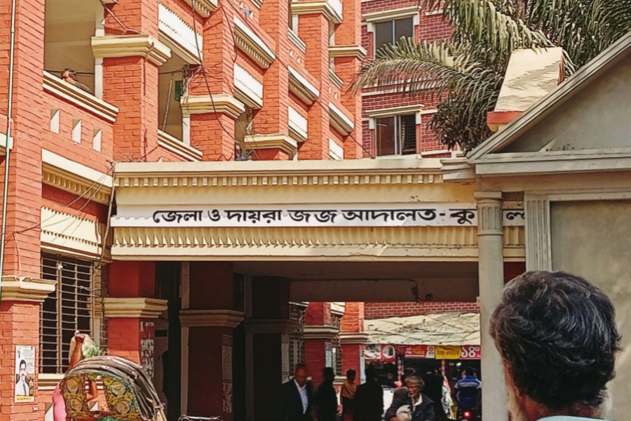 বাবাকে হত্যার দায়ে তিন সন্তানের মৃত্যুদণ্ড