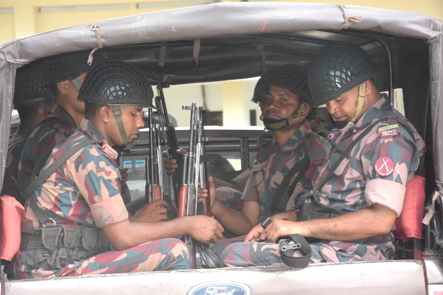 কুমিল্লা সিটি নির্বাচনে বিশৃঙ্খলা এড়াতে বিজিবি মোতায়েন