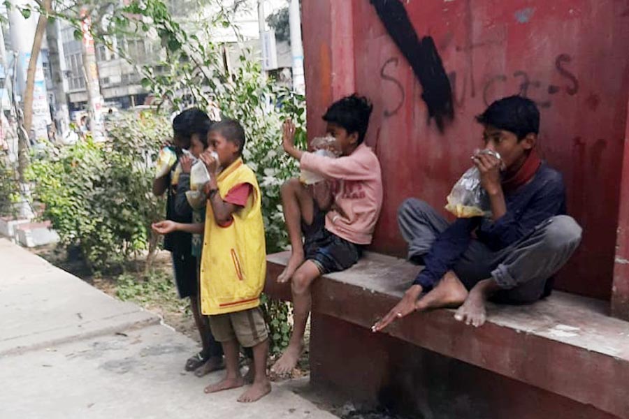কুমিল্লায় মাদকাসক্তির প্রবণতা বাড়ছে সুবিধাবঞ্চিত শিশুদের মাঝে