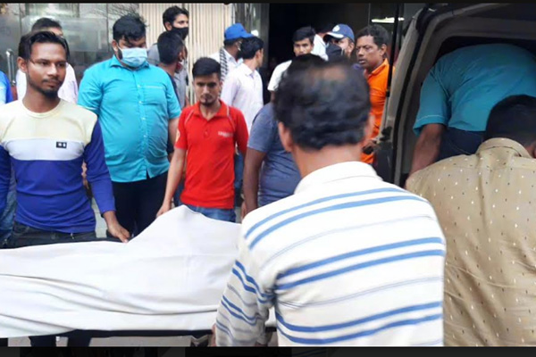 কুমিল্লা নগরীতে প্রাইভেটকারের ধাক্কায় ক্যাবল অপারেটর নিহত 