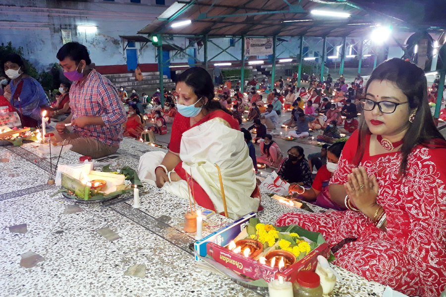 কুমিল্লায় রাখের উৎসব