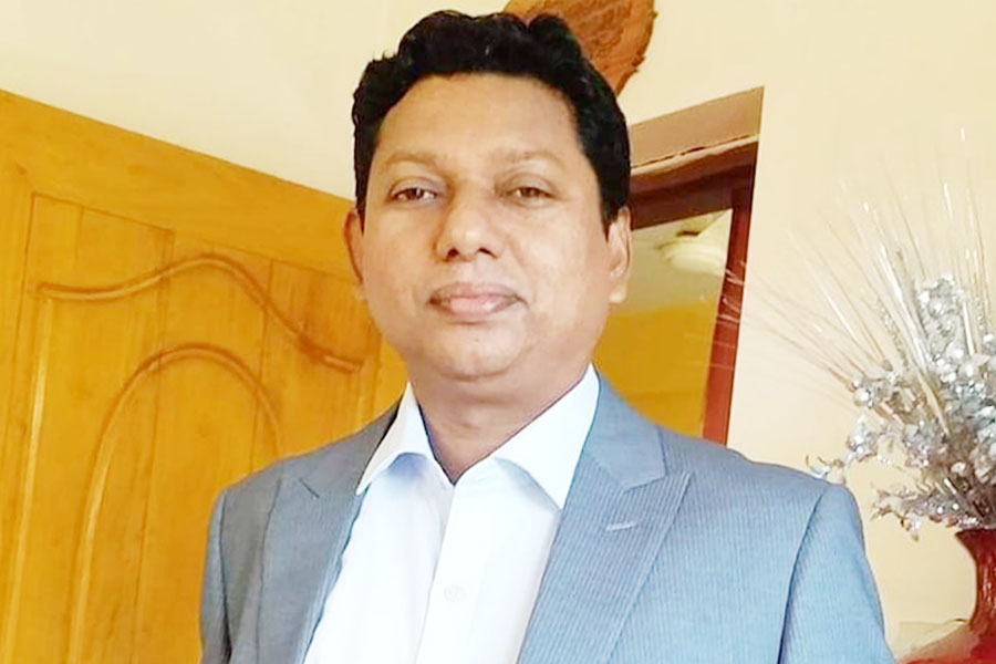  ভিক্টোরিয়া কলেজের প্রতিষ্ঠাতা ও তাঁর পরিবারের প্রতি দায়বদ্ধতা