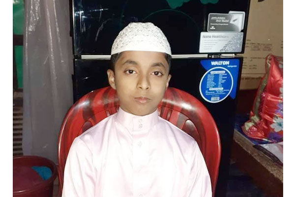 মাদ্রাসা ছাত্র শিশু নাজিমের সন্ধান চান মা