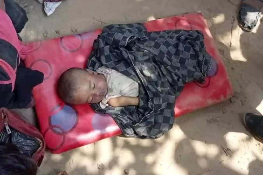 অটোরিকশা খাদে, মায়ের কোল থেকে পড়ে নিহত ছয় মাসের শিশু 