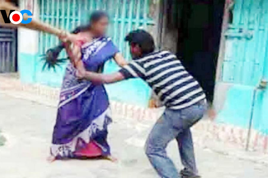 ৮০ শতাংশ বিবাহিত পুরুষ স্ত্রীর ‘নির্যাতনের শিকার’   