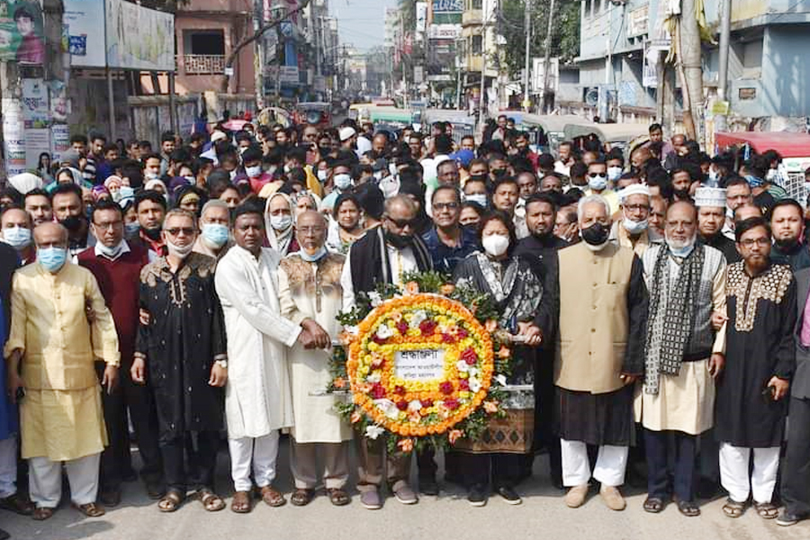 ভাষা শহীদদের স্মরণে সাংসদ সীমার বর্ণাঢ্য র‌্যালি ও শ্রদ্ধাঞ্জলি