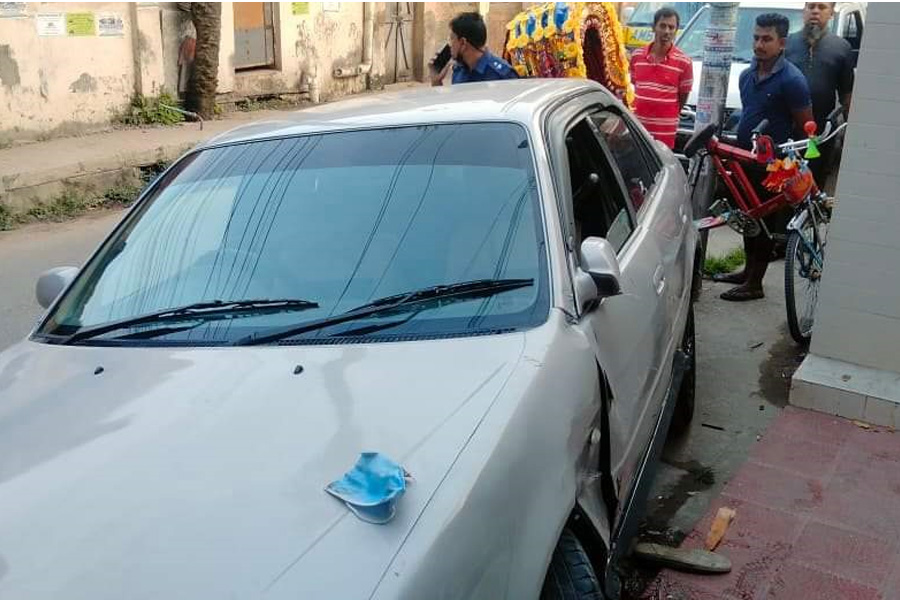 সন্তানকে কোচিং থেকে আনতে গিয়ে না ফেরার দেশে বাবা