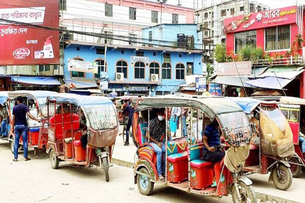 কুমিল্লার যে সড়কগুলোতে নিষিদ্ধ ব্যাটারি চালিত রিকশা-অটোরিকশা 