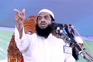 চান্দিনায় গোপনে এসে মাহফিলে বক্তব্য: মাওলানা মামুনুল হকের নামে মামলা