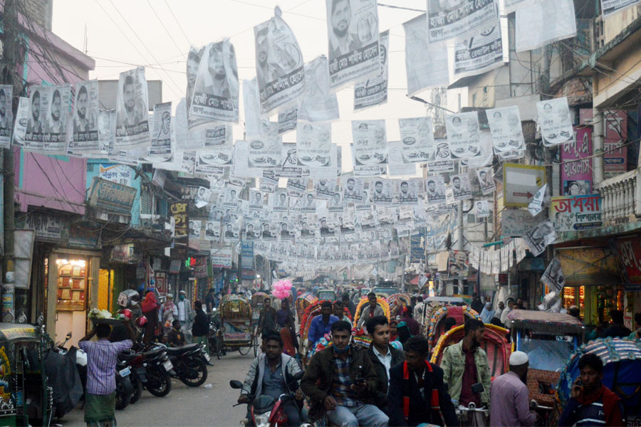 পৌর নির্বাচনে উত্তাপ চান্দিনায়!
